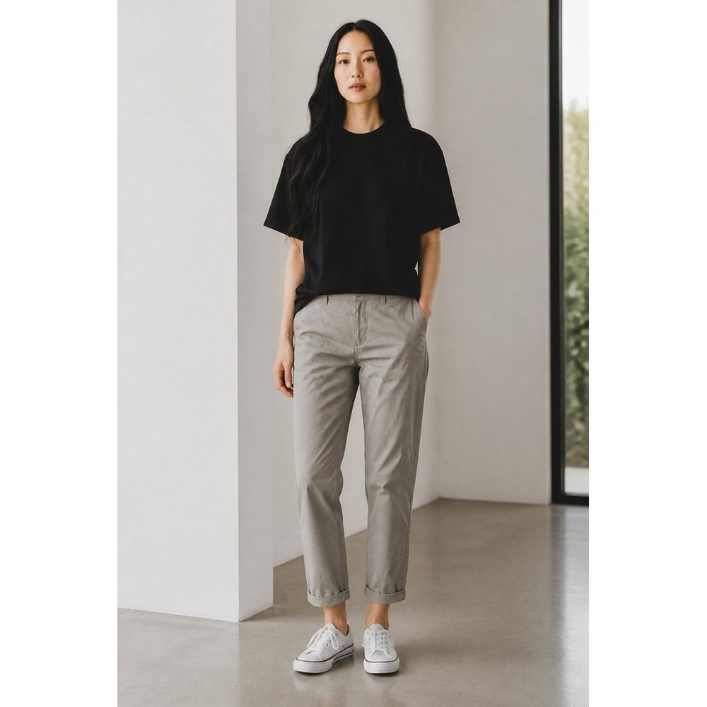 Tommy Hilfiger Pants Womens Size 8 Gray Stretch Chino Capri‎ Flat Front preppy
